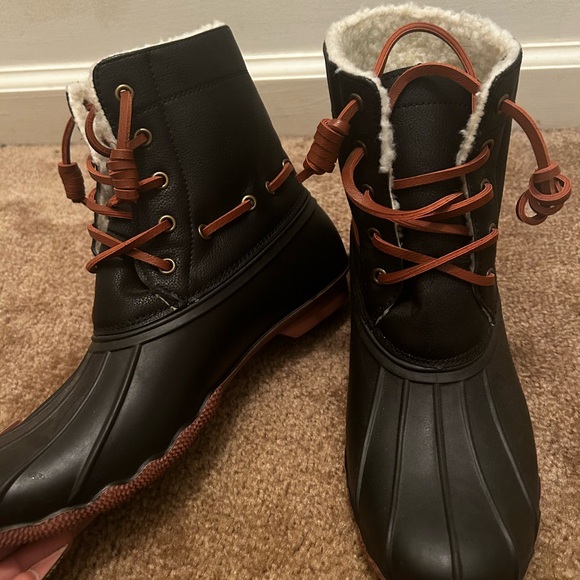 Rain Boots (duck boots) - Picture 2 of 4